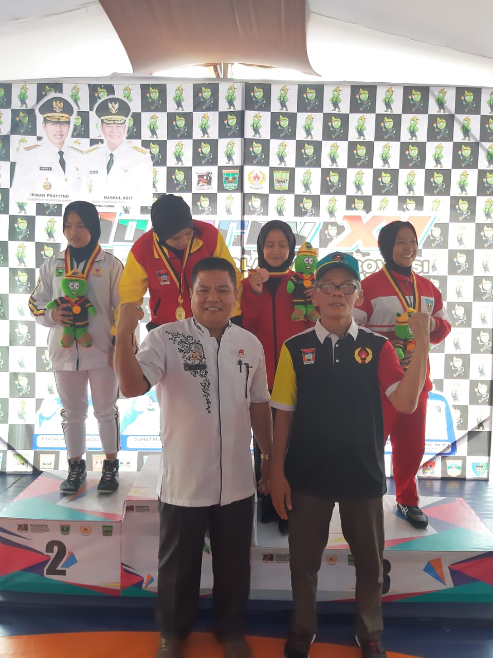 KOTA PADANG MENDOMINASI PEROLEHAN MEDALI EMAS DIBEBERAPA CABOR PORPROV XV