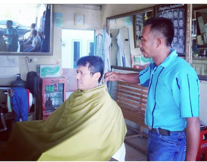 Pemimpin Yang Merakyat