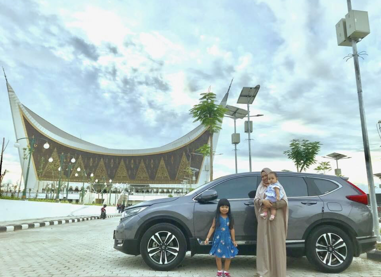 Ada Pesan Tersirat Dalam Kemegahan Arsitektur Masjid Raya Sumbar