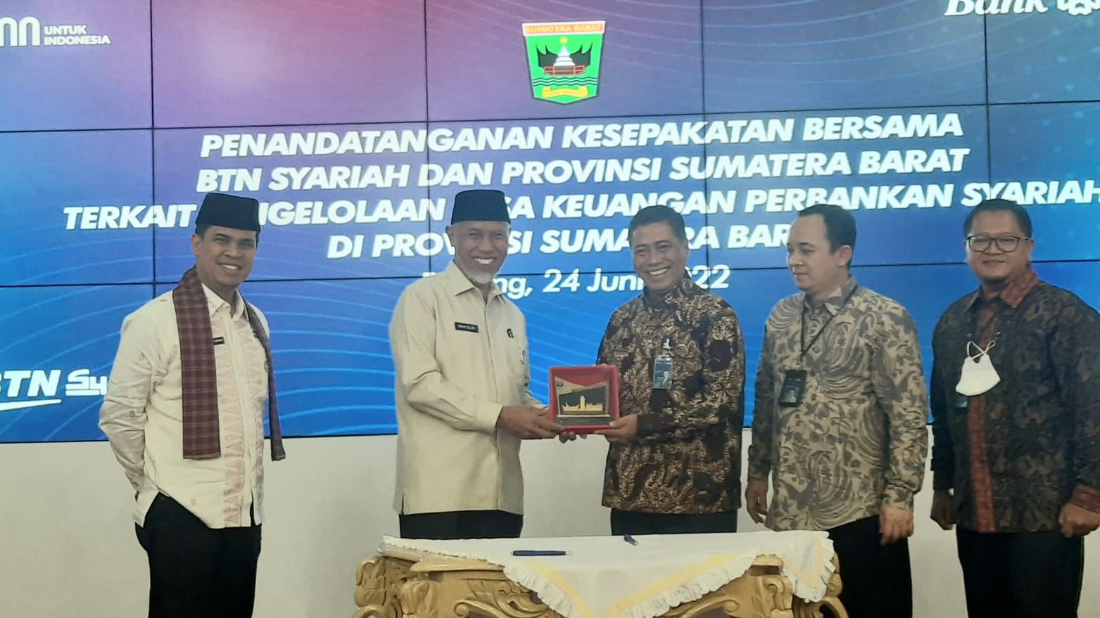 Perkuat Pengelolaan Wakaf dan Industri Halal, Pemprov Sumbar MoU dengan BTN dan Sucofindo