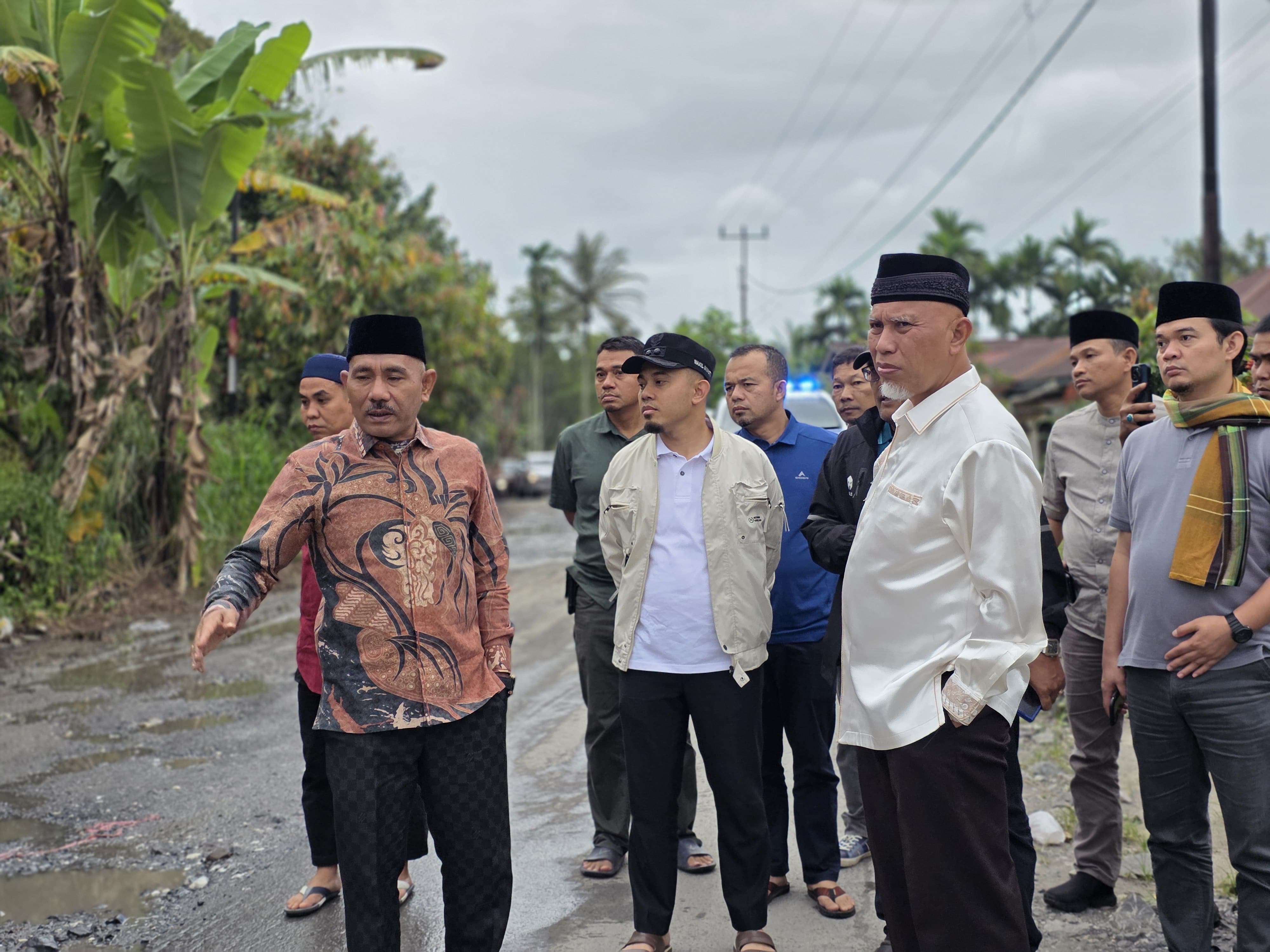 Gubernur Sumbar Pastikan Setelah Lebaran  Ruas Jalan Batas Payakumbuh-Sitangkai akan di Rigid Beton