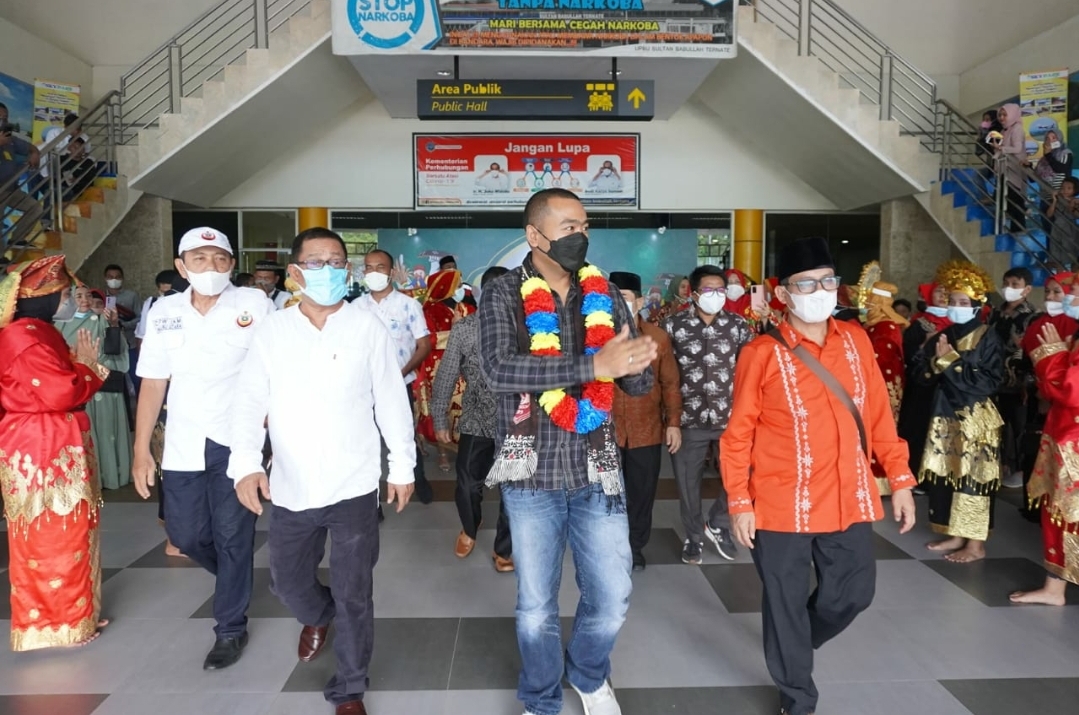 Beri Semangat Kafilah STQN 2021, Wagub Sumbar Tiba Maluku Utara 