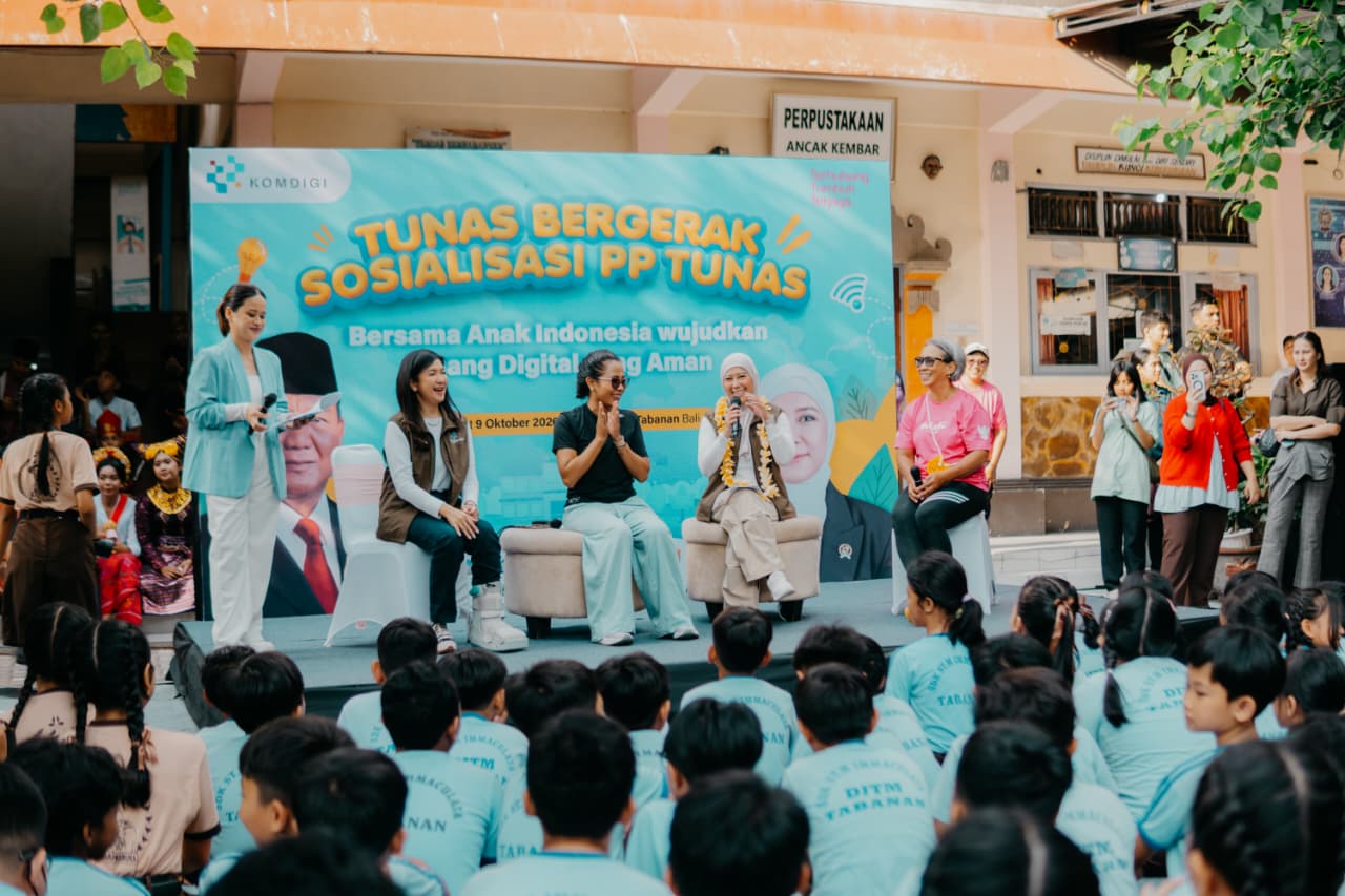 Lindungi Anak dari Risiko Digital, Meutya Hafid Ajak Keluarga Bangun Kebiasaan di Luar Layar