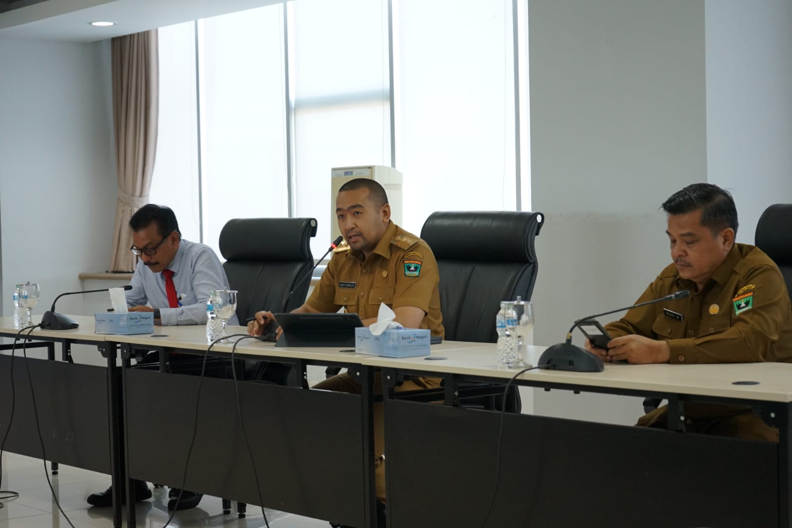 Dukung Percepatan Konversi Syariah, Wagub Audy Himbau Perantau Sumbar di Seluruh Indonesia Menabung di Bank Nagari