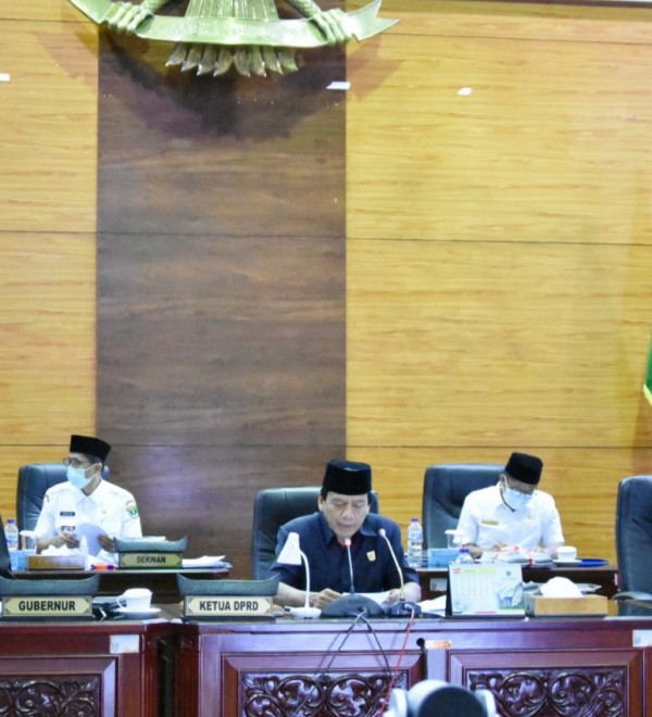 Tiga Ranperda Usulan Pemprov Dapat Catatan DPRD Sumbar