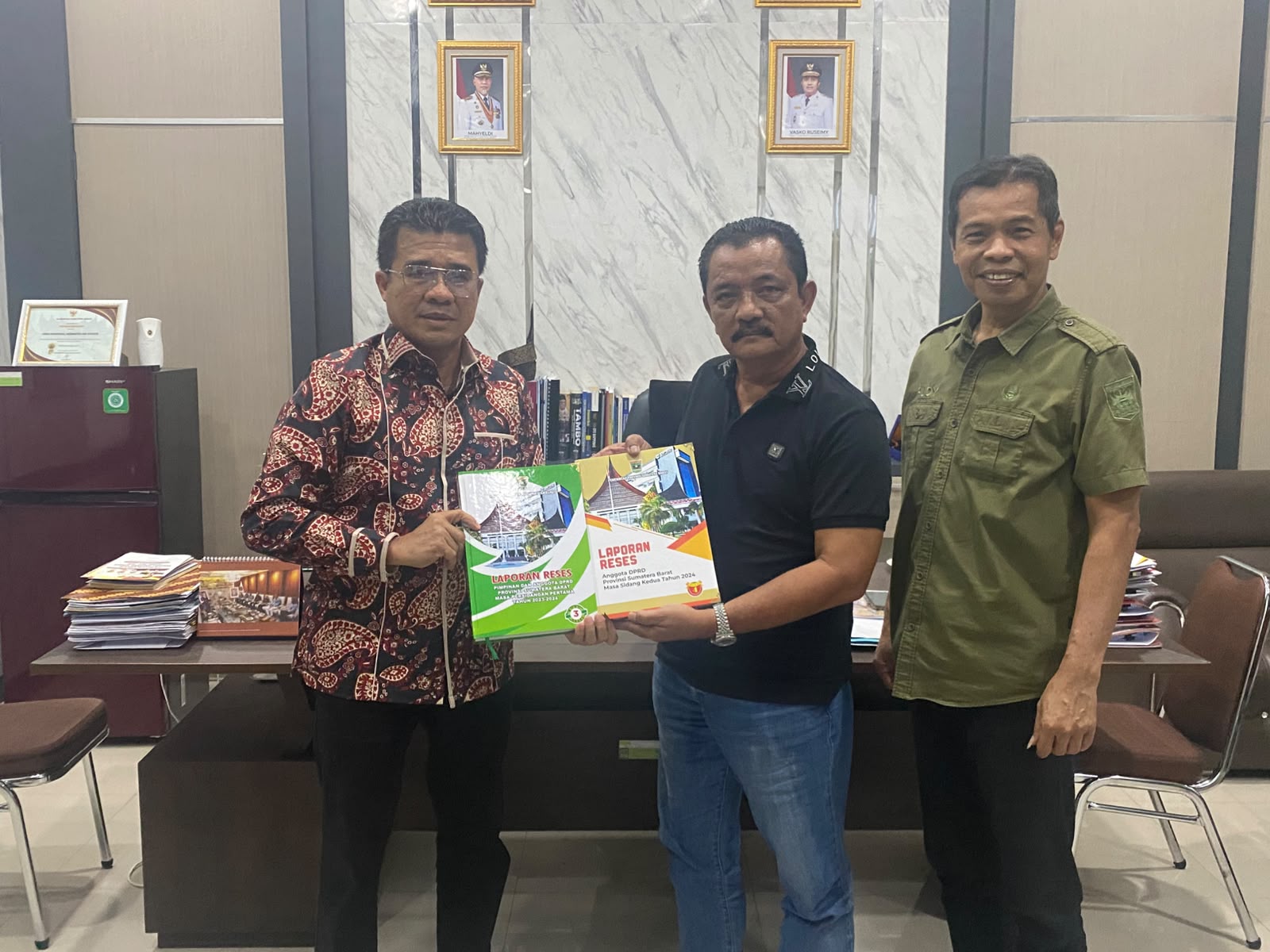 Pemprov Sumbar Serahkan Dokumen Informasi Publik kepada BPI KPNPA RI, Tegaskan Komitmen Transparansi