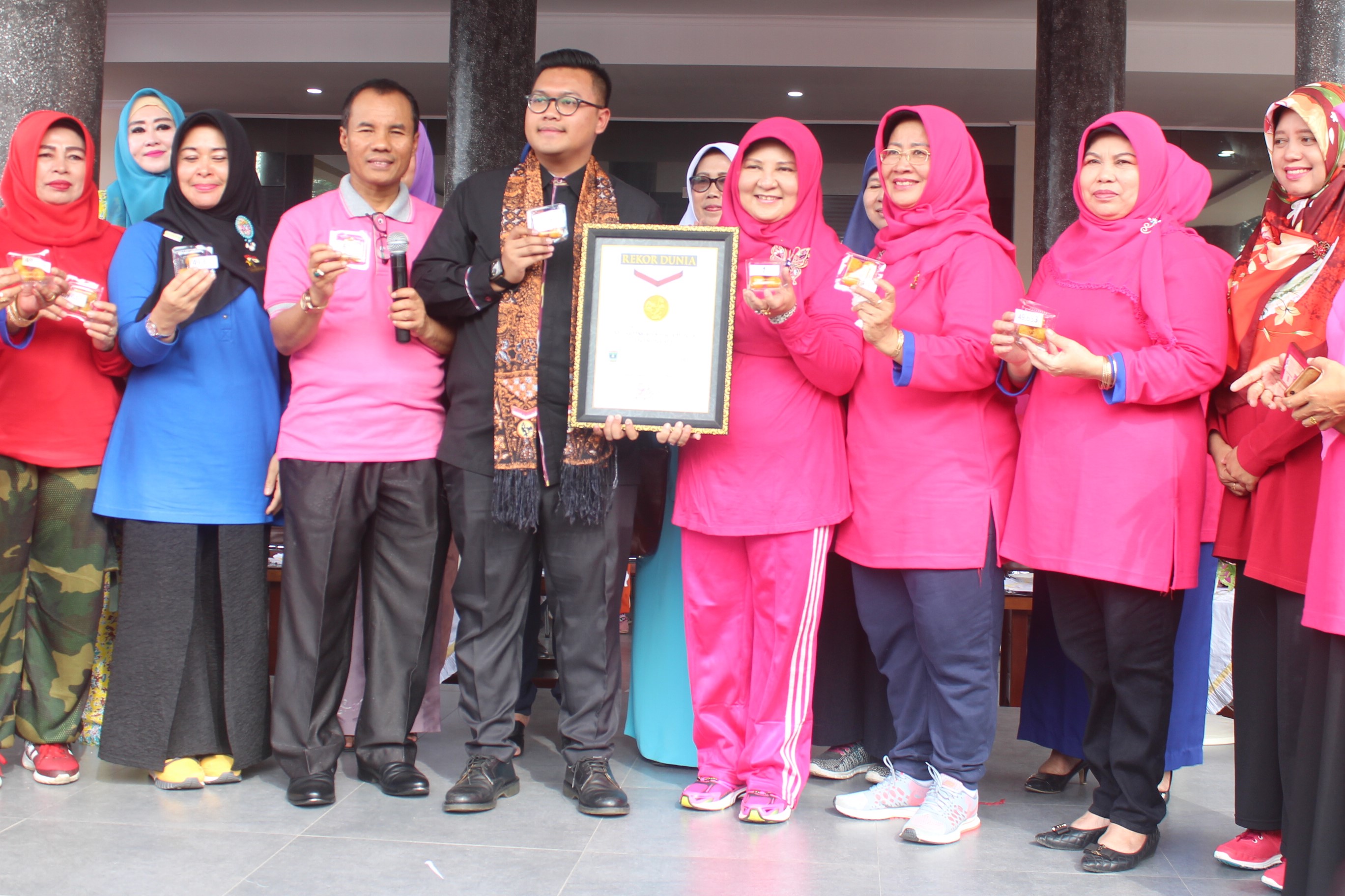 FORIKAN SUMBAR MENDAPAT REKOR MURI &ldquo;50.000 SALA LAUK&rdquo;