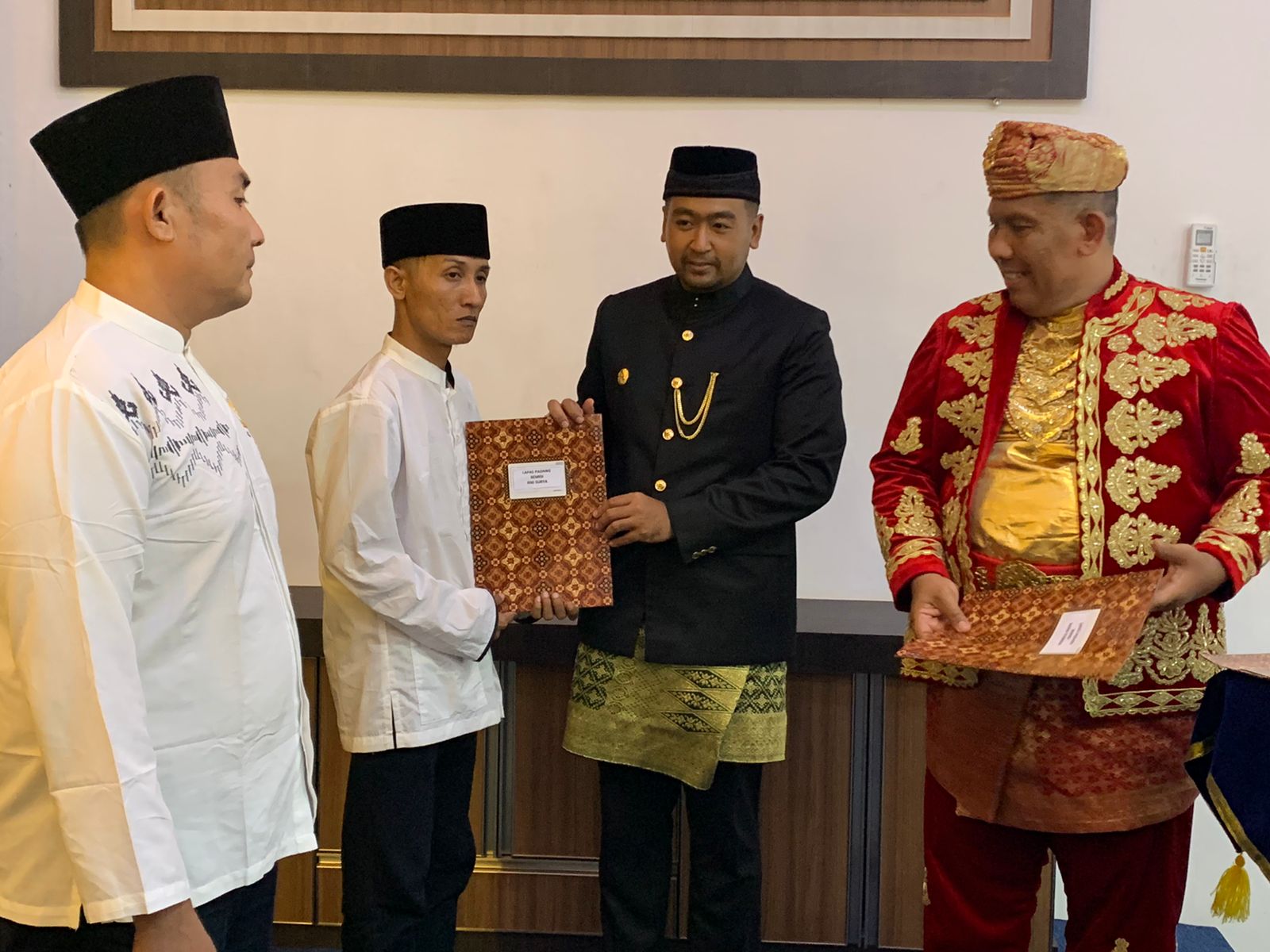 Wagub Audy Serahkan SK Remisi Umum Bagi 3.940 Warga Binaan Pemasyarakatan