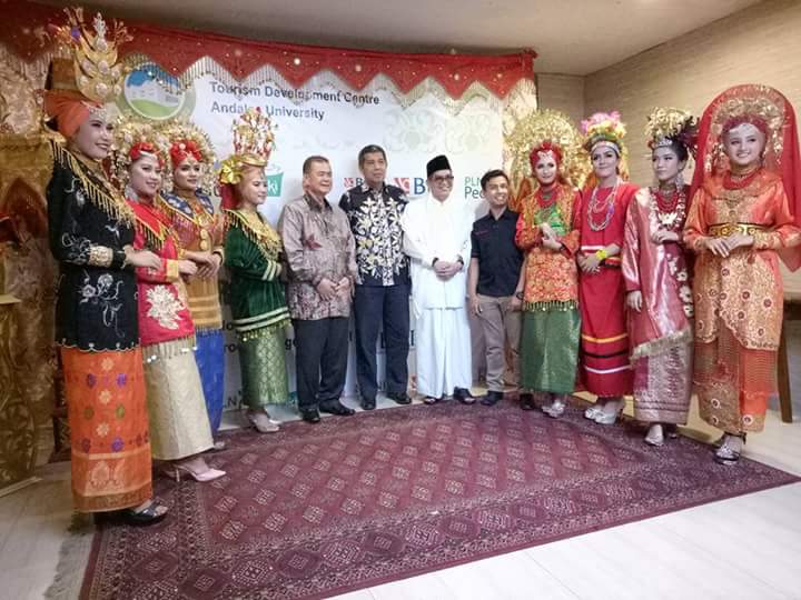 Wagub Nasrul Abit : Pariwisata Merupakan Potensi Pengembangan Ekonomi  Masyarakat