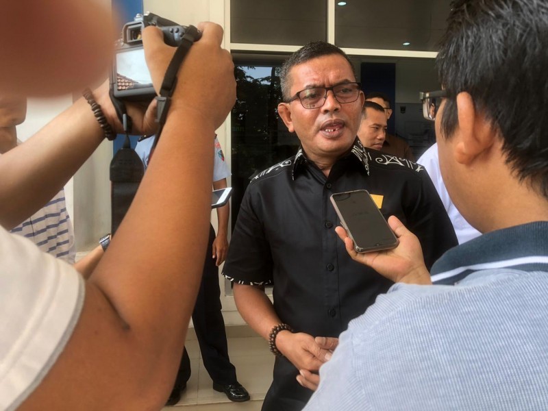 Dinilai Tokoh Peduli Penyiaran, Syamsul Bahri Terima Anugerah KPID 2020.