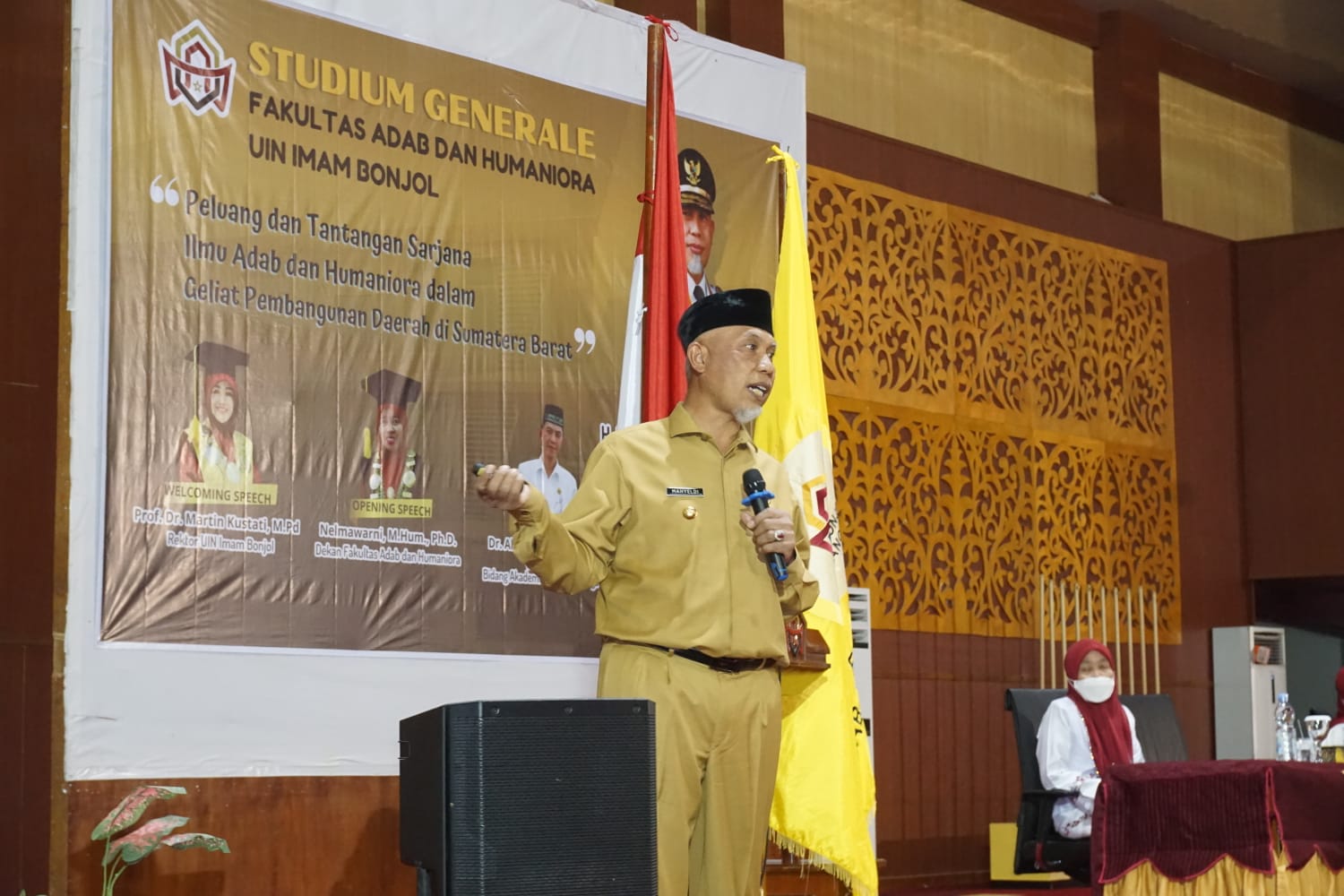 Beri Kuliah Umum di UIN IB, Gubernur Mahyeldi Ajak Mahasiswa Tingkatkan Keahlian dan Sinergi Bangun Nagari