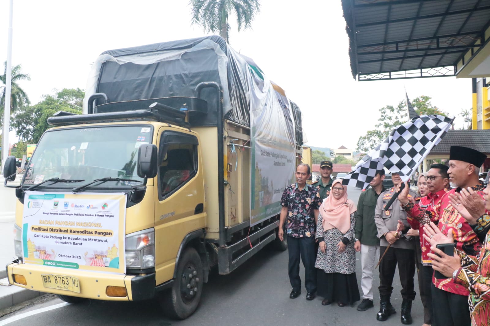 Jaga Stabilitas Harga dan Pasokan Pangan, Gubernur Luncurkan Bahan Pangan Satu Harga di Kepulauan Mentawai