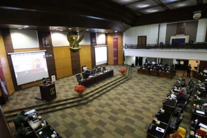 Pemrpov Estimasikan PAD Naik Rp 300 Juta Dari Perubahan Perda