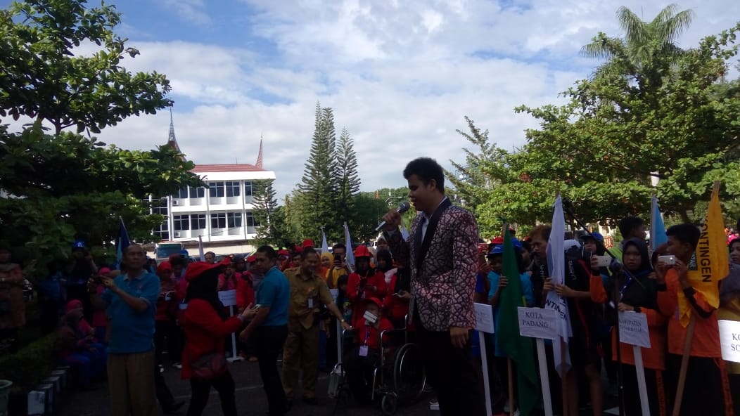 Arief LIDA Meriahkan Pembukaan O2SN SLB