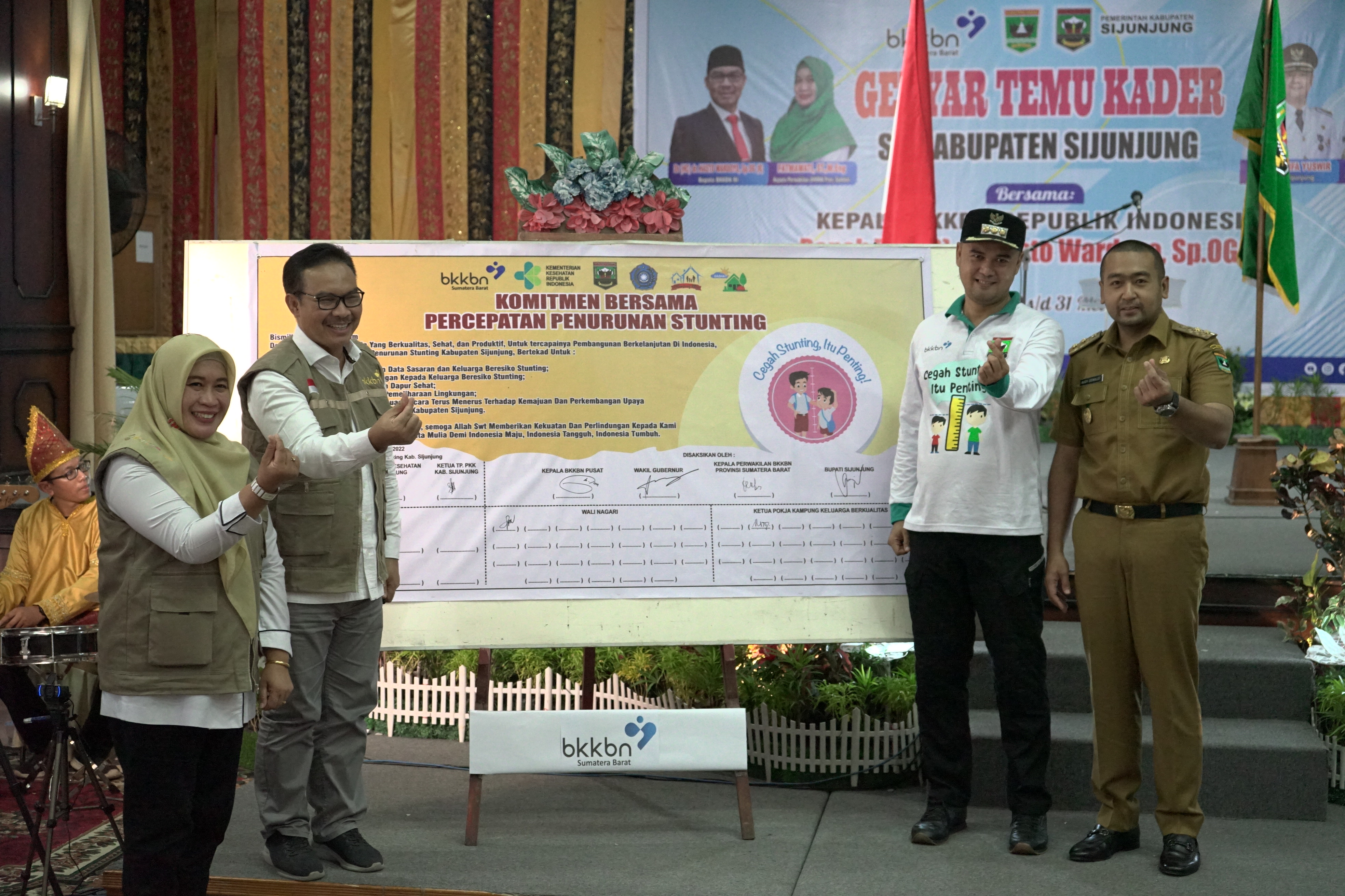 Sijunjung Luncurkan Komitmen Turunkan Stunting, Wagub: Kuncinya Edukasi Gizi dan Nutrisi