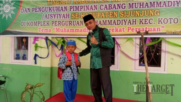  Wabup Arrival Boy Hadiri Milad Muhammadiah ke-105