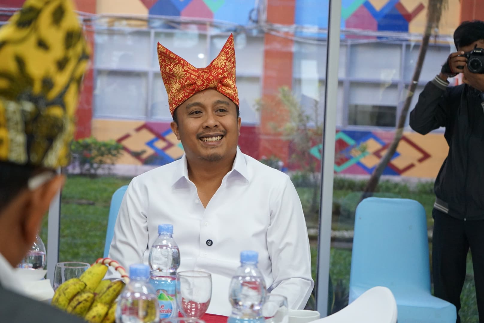 Wagub Sumbar Vasko Ruseimy Puncaki Daftar Pejabat Daerah Terpopuler di Ruang Digital