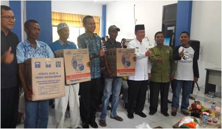 KEGIATAN PENINGKATAN SARANA MESIN LONG TAIL BAGI NELAYAN DESA TERPADU (GPEMP) DINAS KELAUTAN DAN PERIKANAN PROVINSI SUMATERA BARAT TAHUN 2017