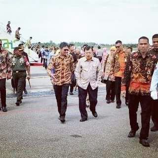 Gubernur Sumbar Dampingi Wapres M.  Yusuf Kalla 