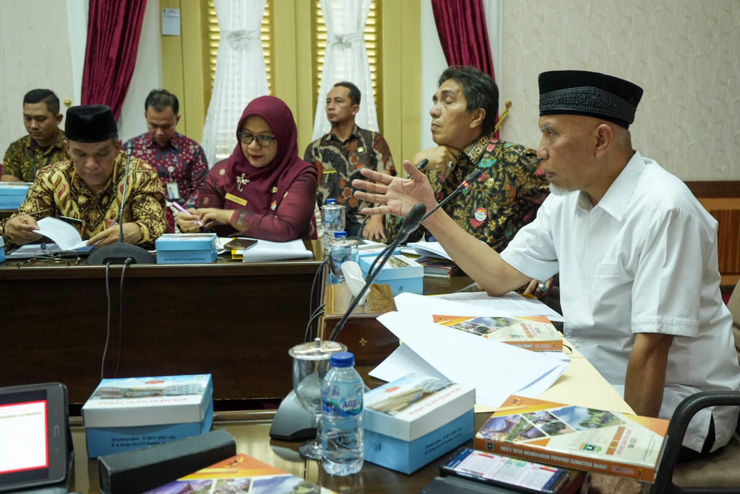 Gubernur Mahyeldi Dorong 6 % Dana KUR Dialokasikan untuk Masyarakat Nagari Tertinggal