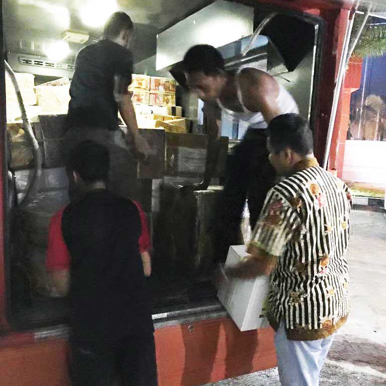 Pemerintah Provinsi Sumatera Barat Kirim 1,3 Ton Randang