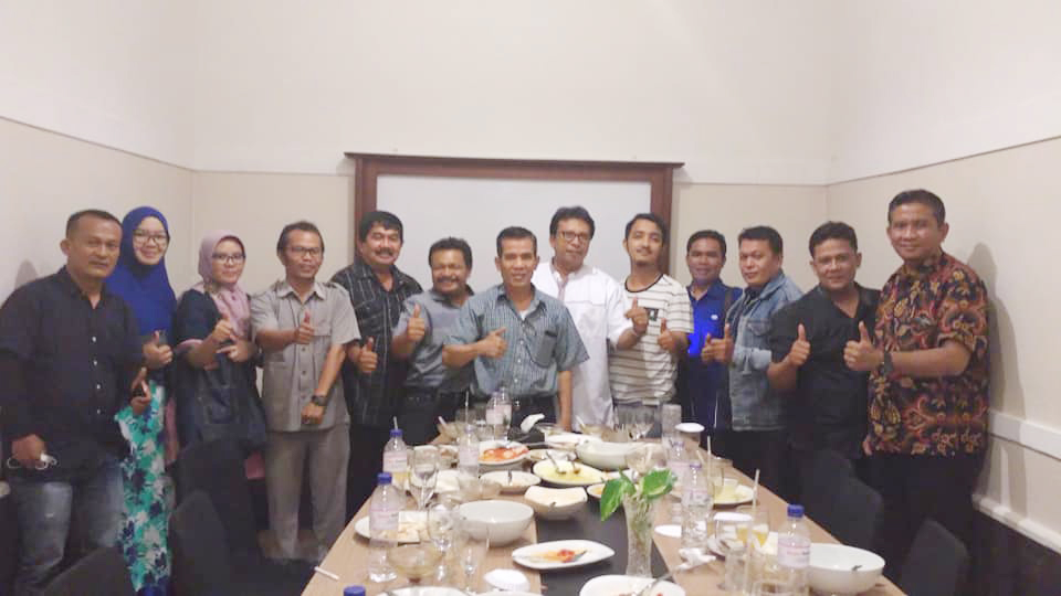 AJO GELAR BUKA BERSAMA KETUM KONI SUMBAR