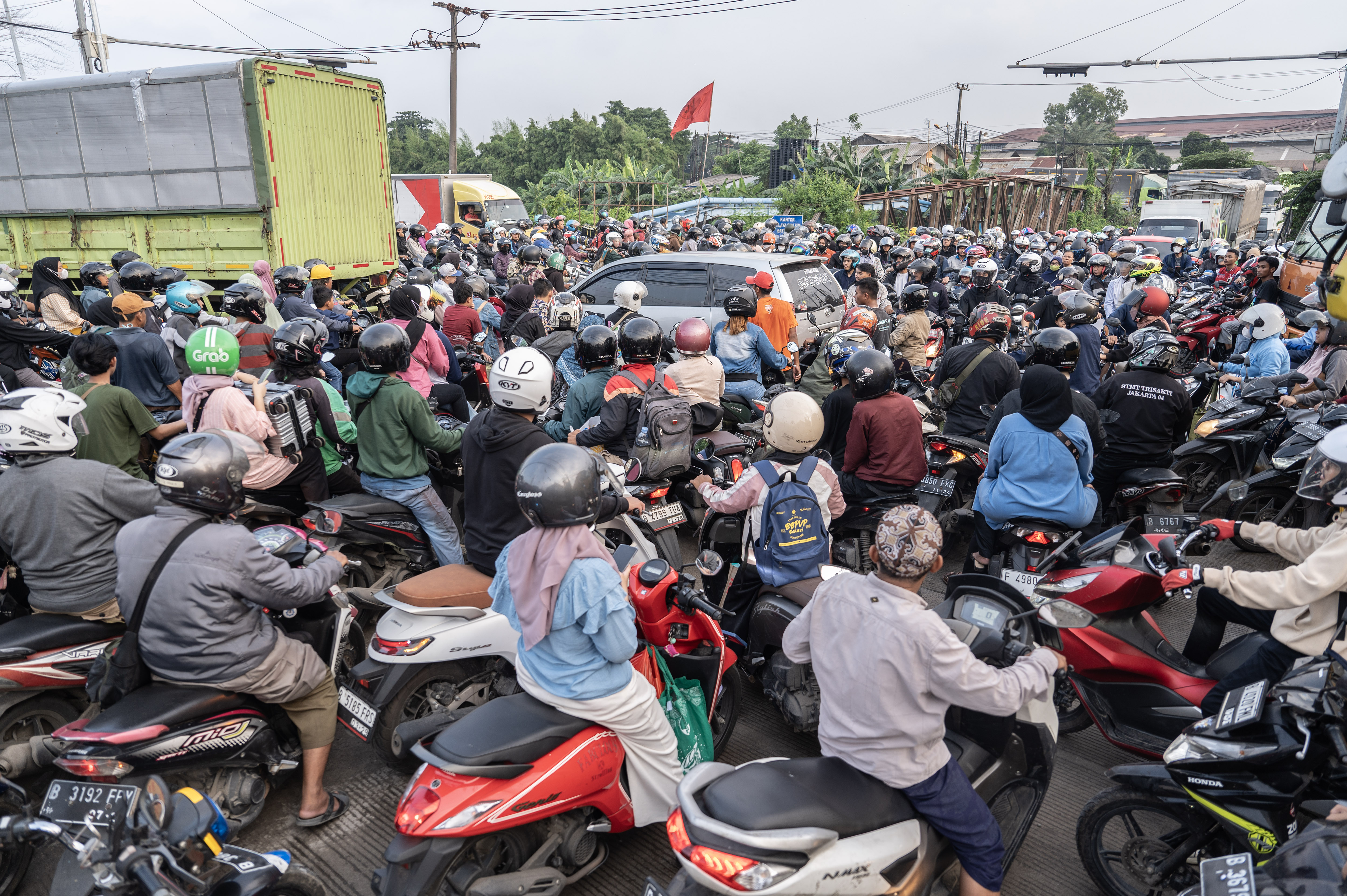 KLHK Minta Pemda Kendalikan Sampah Mudik, Gubernur Sumbar Terbitkan SE Pengendalian Sampah