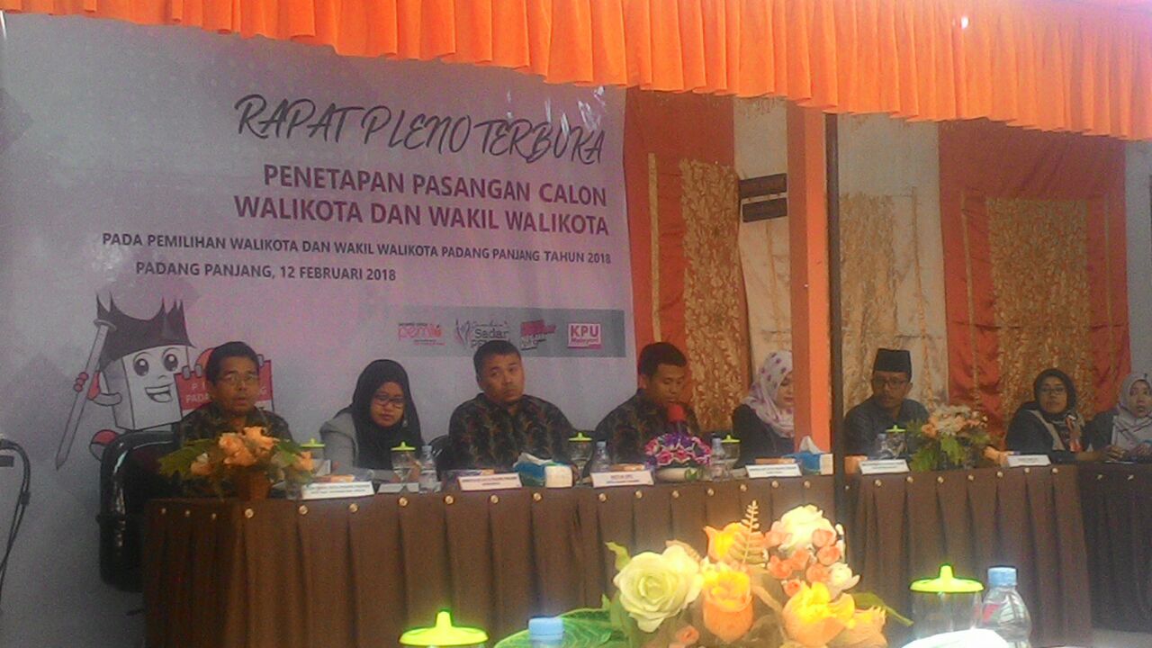 KPU Kota Padang Panjang Gelar Pleno Terbuka