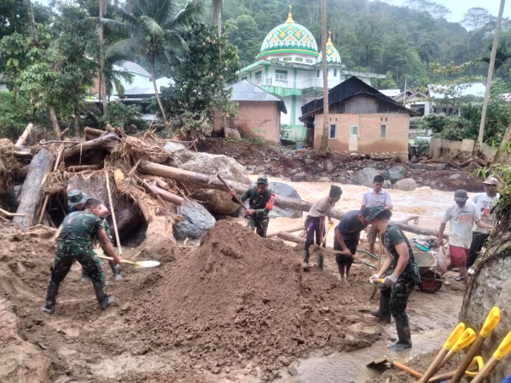 Hari ke-18 Masa Tanggap Darurat Bencana Sumbar, Prioritaskan SAR dan Kebutuhan Pengungsi, Sekda Ungkap Rencana Kunjungan Presiden Prabowo
