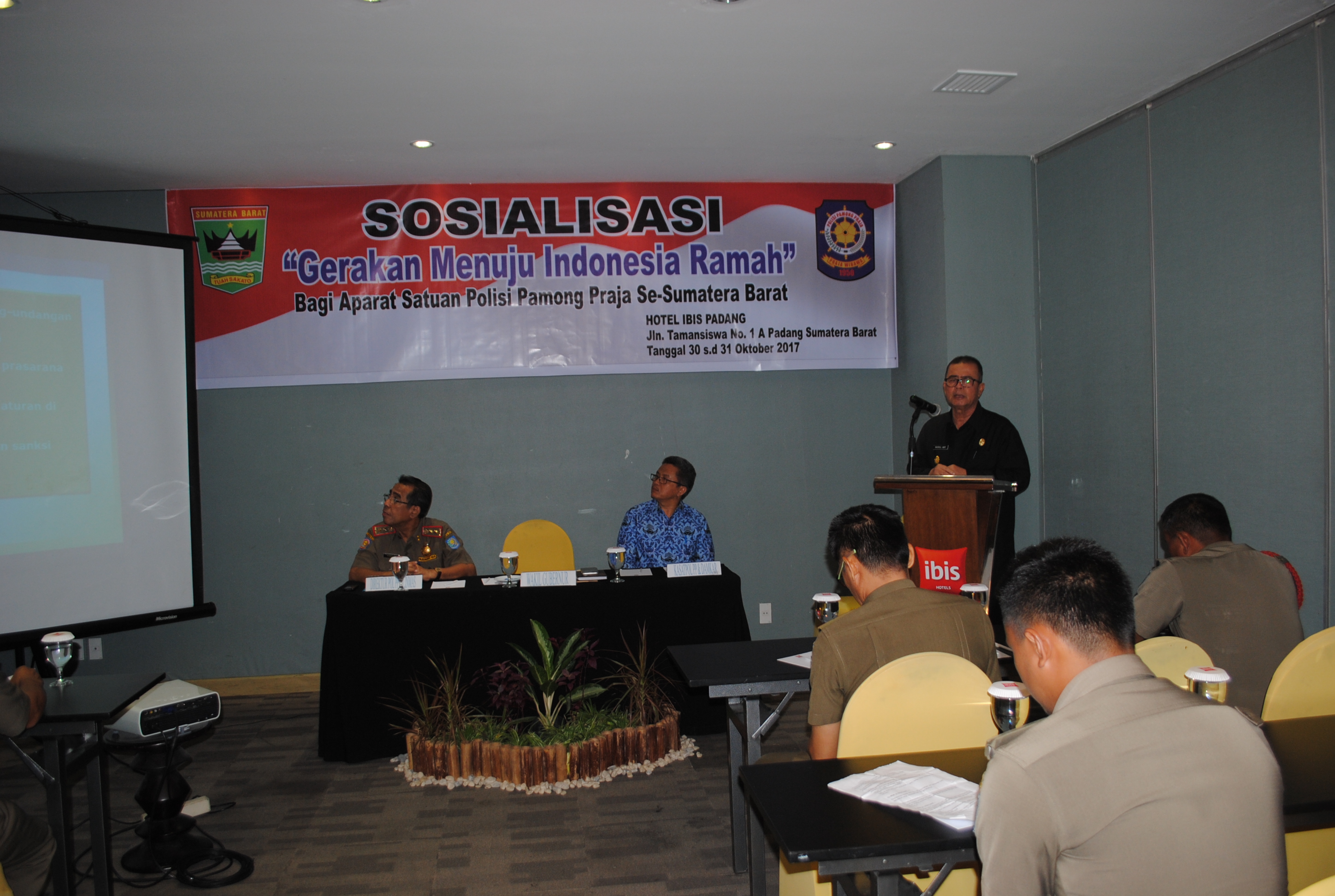 Sosialisasi Gerakan Menuju Indonesia Ramah Bagi Aparat Satpol PP se Sumbar