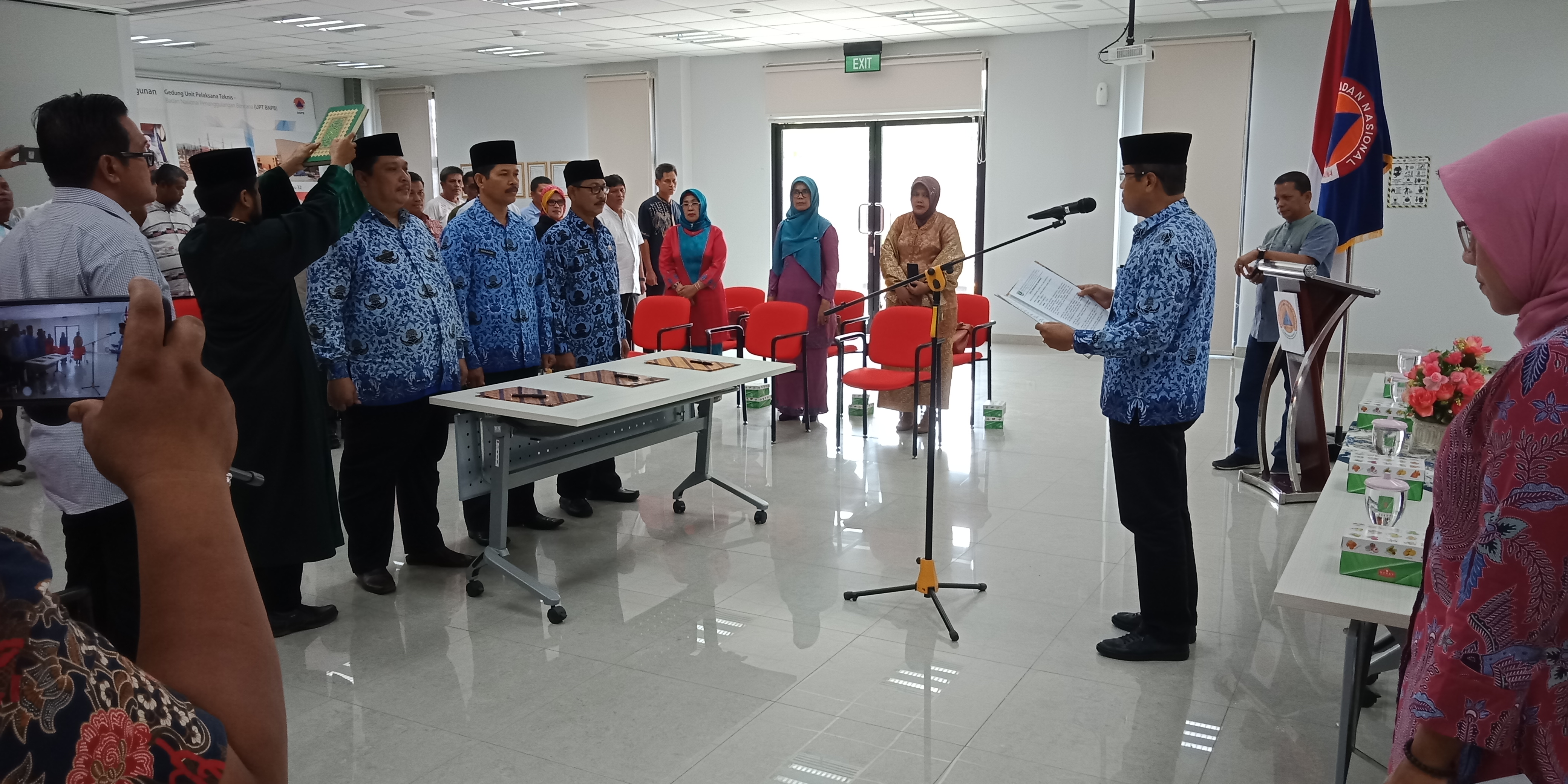 Pelantikan Pejabat Administrator (Eselon III) dan Pengawas (Eselon IV)