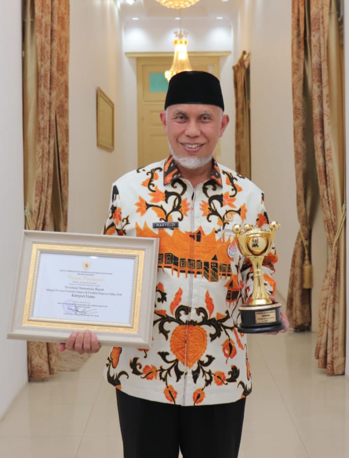 Provinsi Sumatera Barat Merahi  Anugrah Prahita Ekapraya 2020 Katagori Utama Oleh Kementerian PP PA RI 