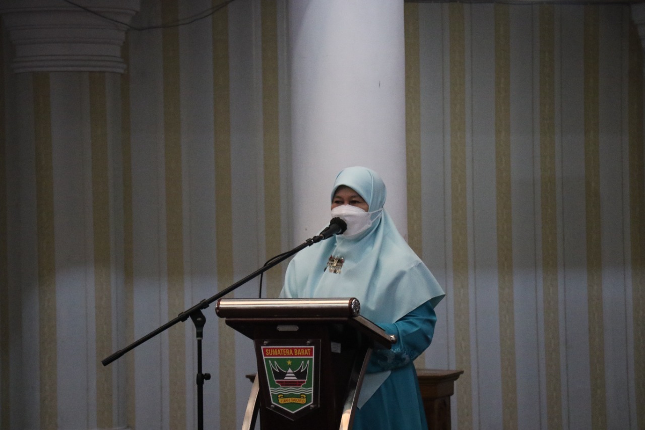 Prihatin Kekerasan Dan Pelecehan Seksual Pada Anak, Ummi Harneli Buka Rakor dan Advokasi Bunda PAUD se-Sumbar.