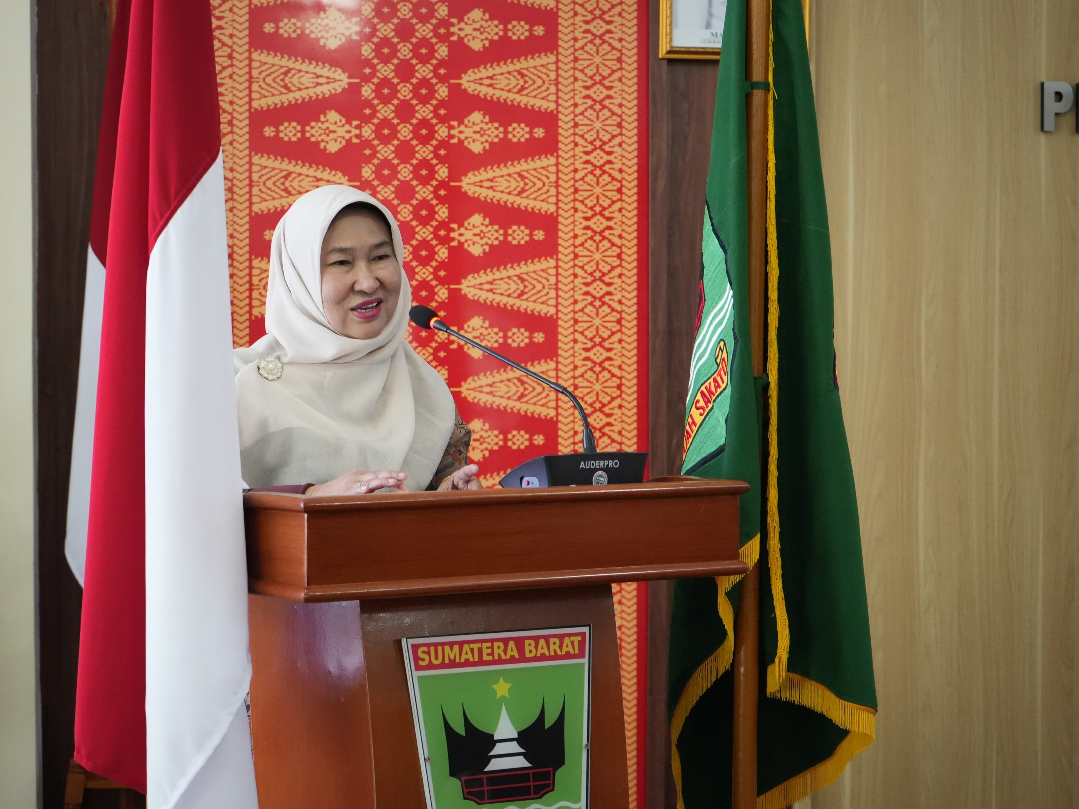 Buka Kegiatan #Hack4ID, Kadis Kominfotik Sumbar Berharap Sekolah Beta Kominfo Hadir di Sumbar