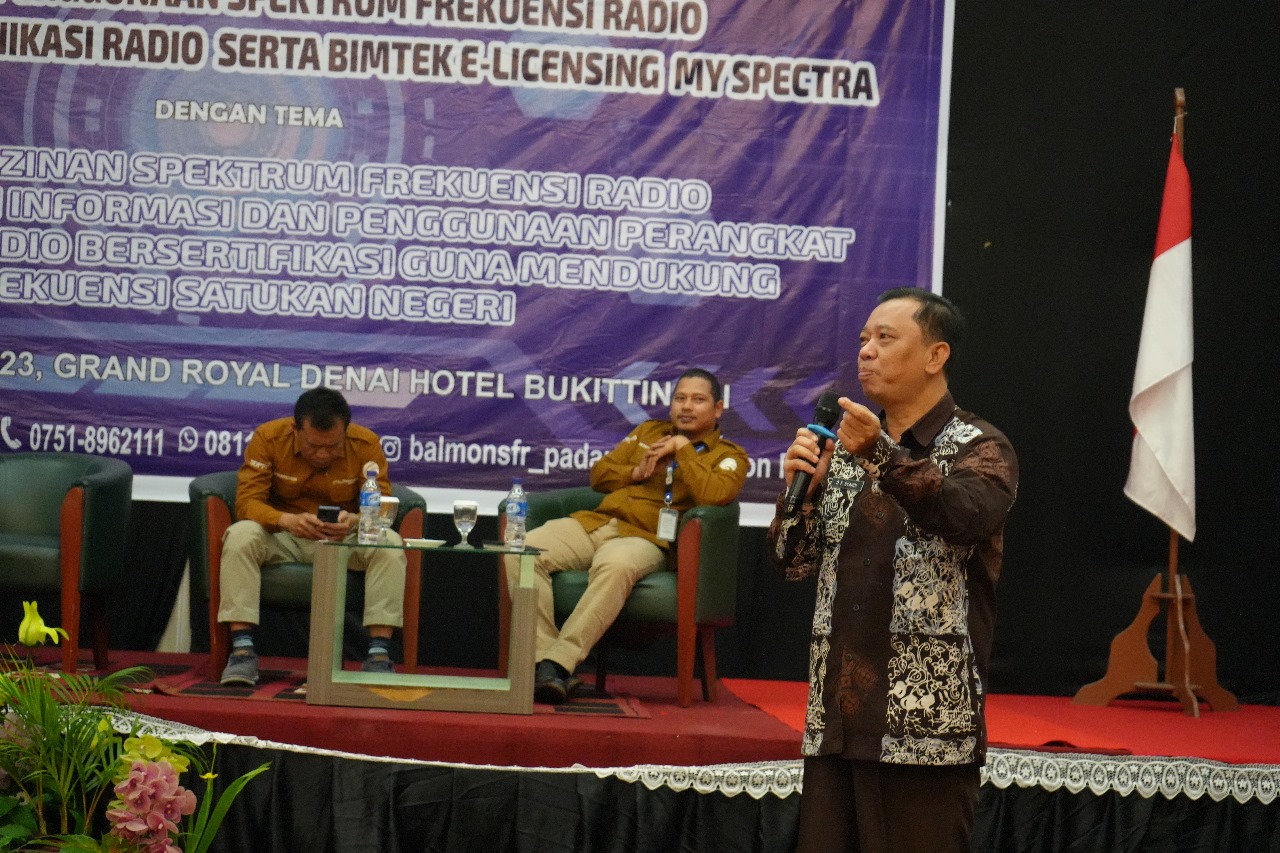 Tertibkan Penggunaan Frekuensi Radio di Sumbar, Balmon Padang Gelar Sosialisasi Penggunaan Spektrum Frekuensi Radio