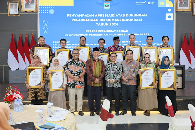 Diskominfotik Sumbar Masuk 12 Besar OPD Terbaik dalam Reformasi Birokrasi 2024