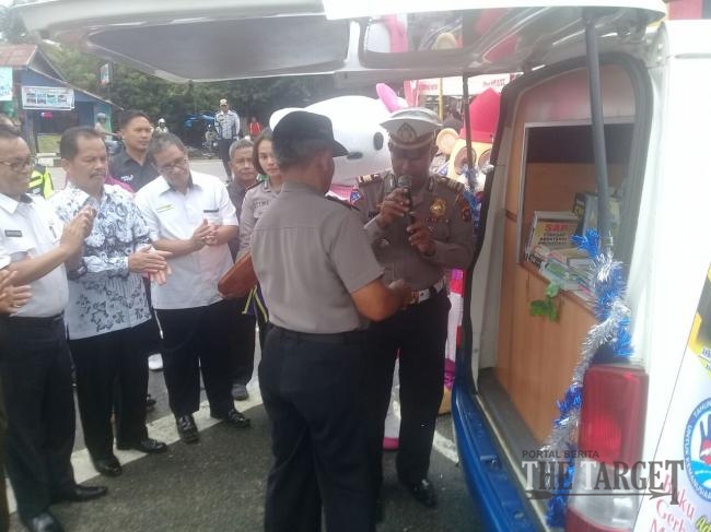 Satlantas Polres Sijunjung Punya Perpustakaan Keliling
