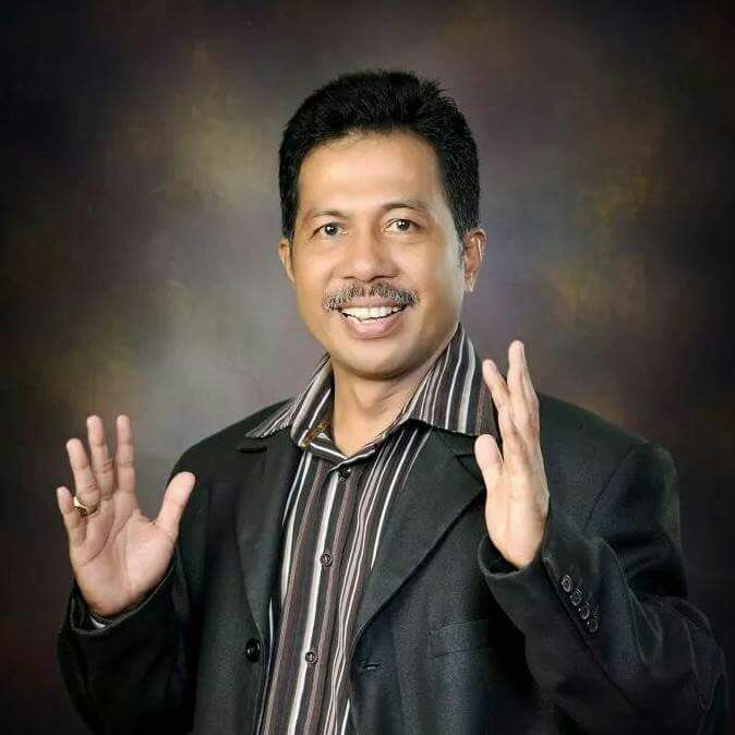 IJAZAH SAJA  BELUM CUKUP Oleh: Drs. Bustami Narda