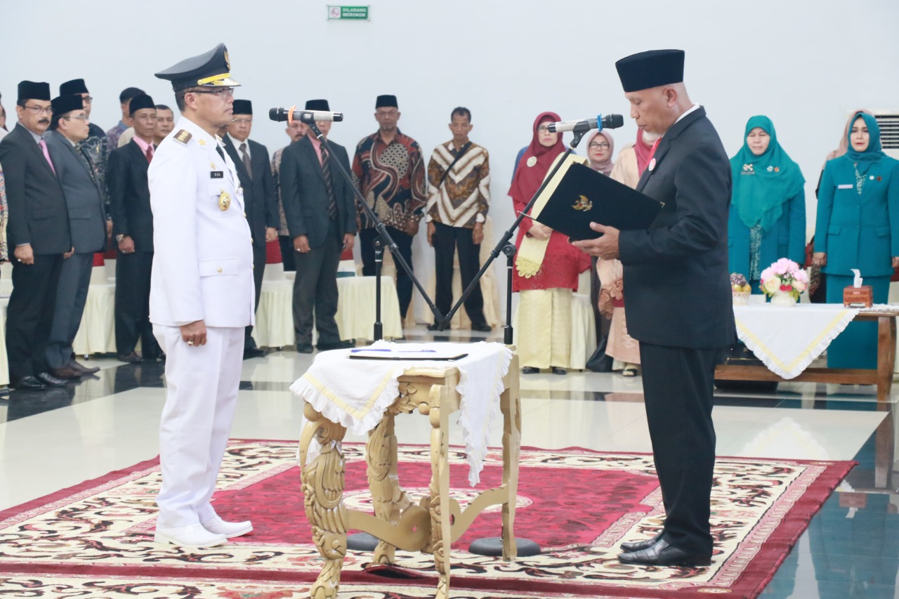 Lantik Pj Wali Kota Payakumbuh, Gubernur Apresiasi Payakumbuh Jadi Kota Segudang Prestasi