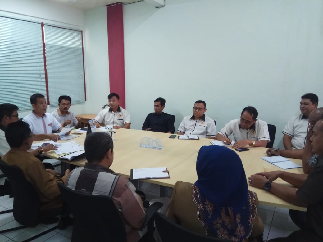 KONI  SUMBAR GELAR RAPAT PENGAMBILAN API PORPROV