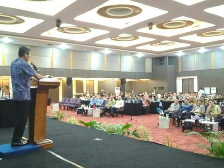 Gubernur Hadiri Pertemuan Ilmiah  Kedokteran Nuklir