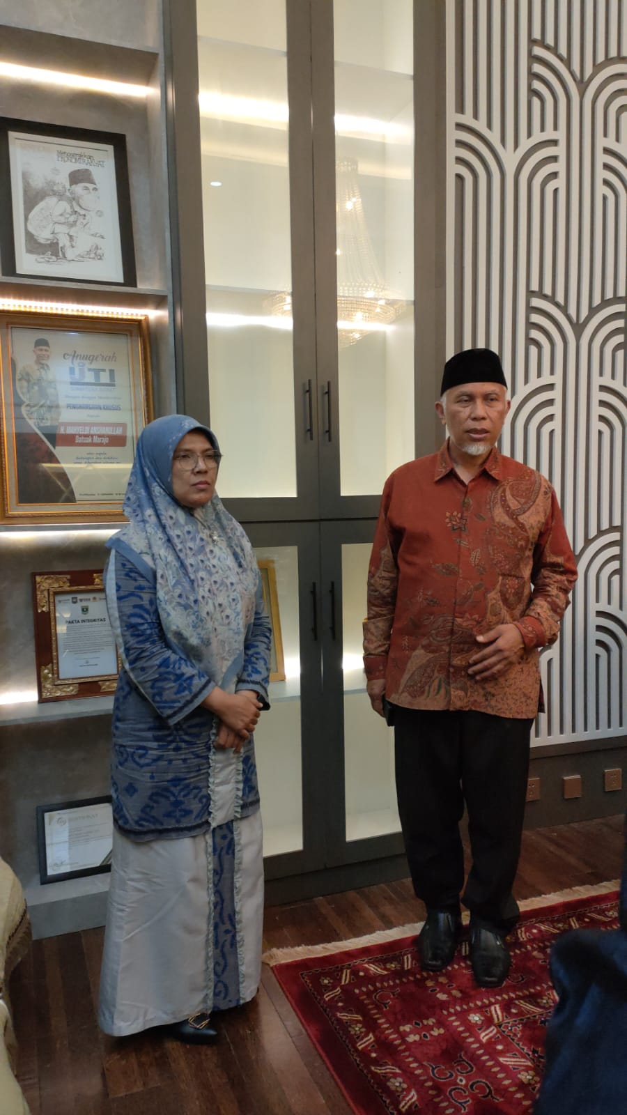 Temui Gubernur Mahyeldi, Rektor UIN Bukittinggi Sampaikan Klarifikasi Atas Insiden Saat Pembekalan Mahasiswa Baru 