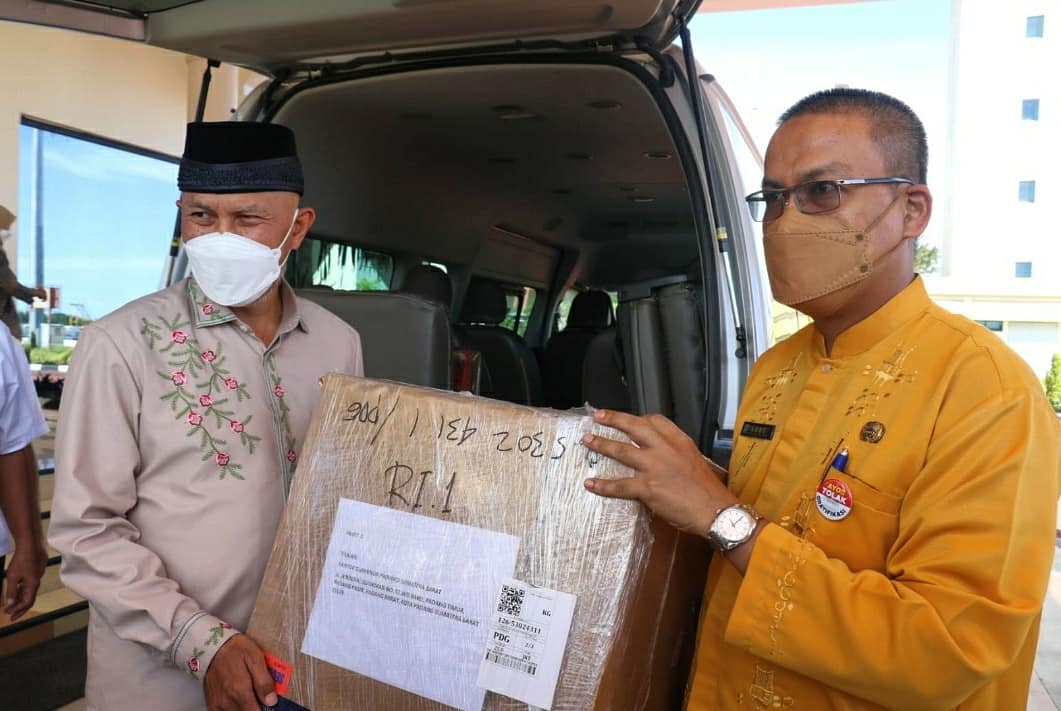 Sesuai Janji Presiden, Bantuan Obat Penanganan Covid-19 Tiba di Sumbar