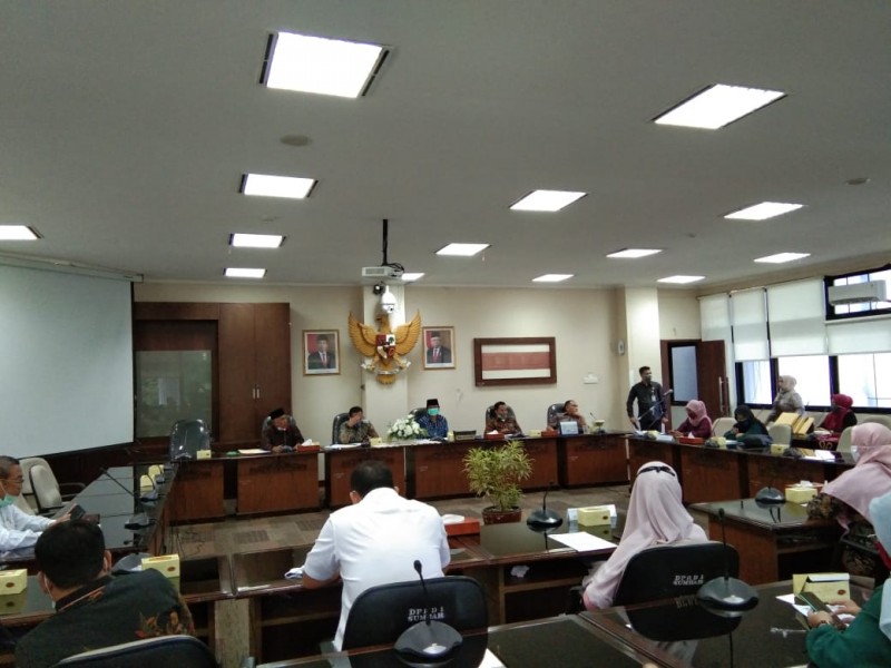 Komisi V DPRD Riau Pelajari Pola Kerja Legislatif Sumbar Selama Pandemi