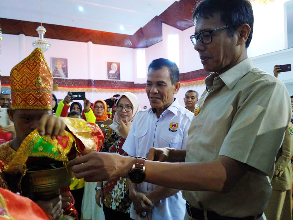 IRWAN PRAYITNO TEGASKAN KONI SUMBAR BANTU CABOR YANG SERIUS DAN BERPRESTASI