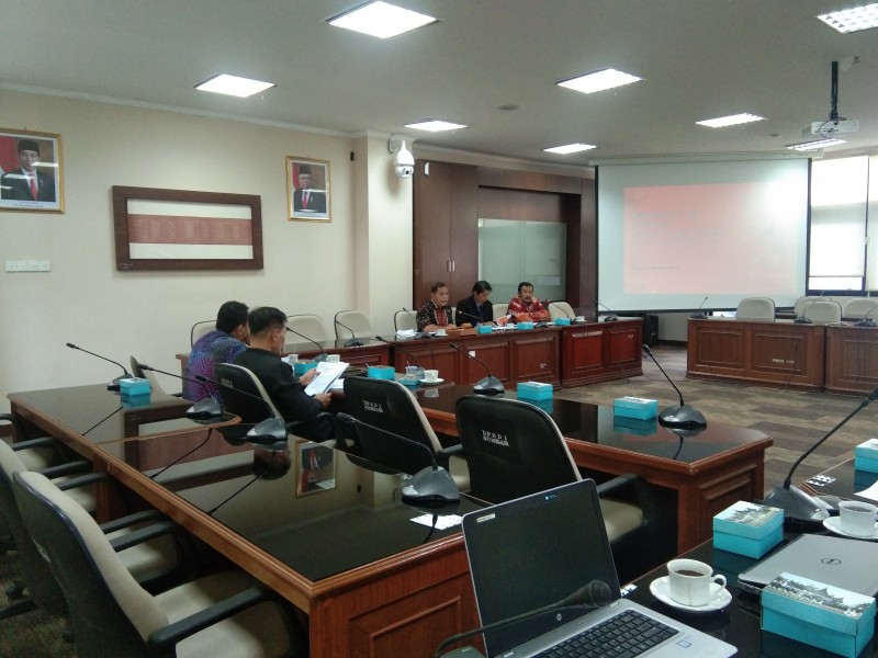 Polemik AJB Bumiputera. Klaim Pemegang Polis Menunggu Investor Baru.