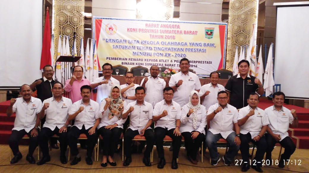 RAPAT ANGGOTA KONI SUMBAR KOMIT TINGKATKAN PRESTASI