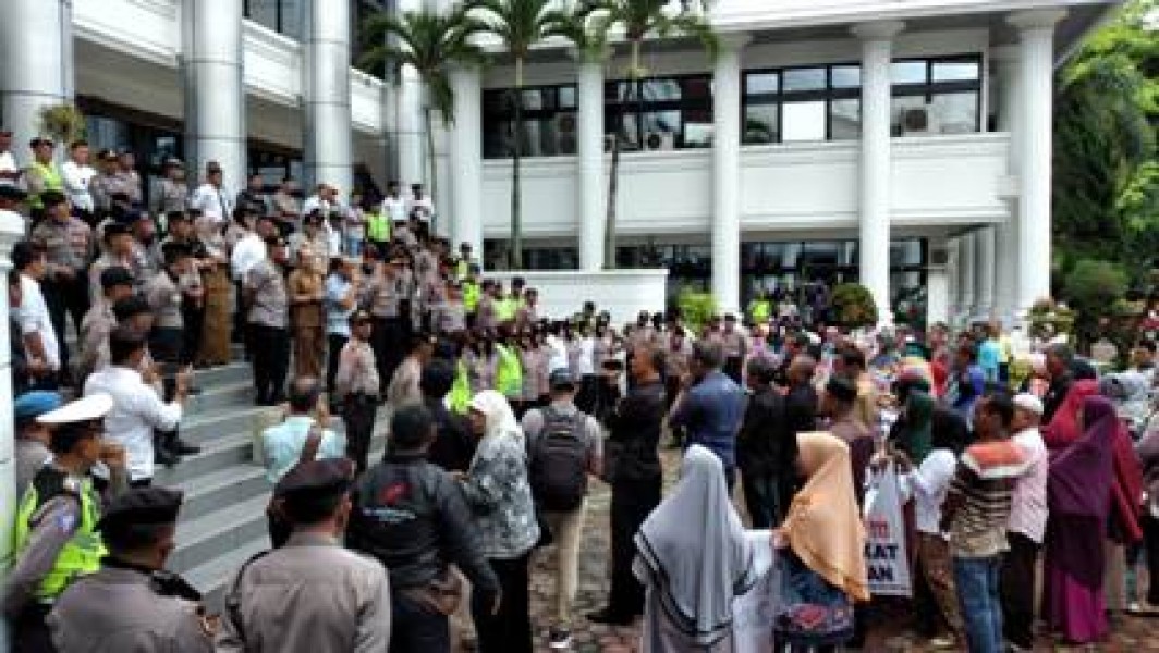 Masyarakat Padang Pertanyakan Penas Tani, DPRD Segera Panggil Pemprov