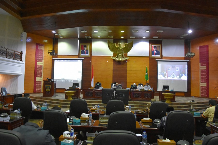 DPRD Sumbar Sorot BKK Saat Penyampaian Ranperda Pertanggungjawaban APBD 2019
