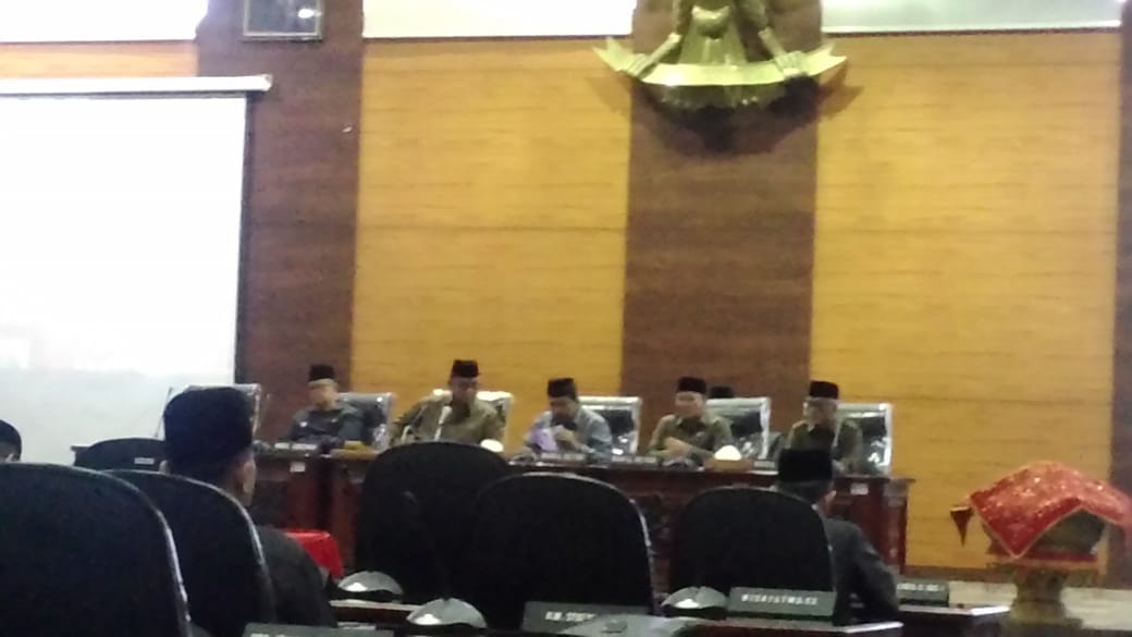 DPRD Sumbar Tetapkan Perda Penyelenggaraan Pendidikan
